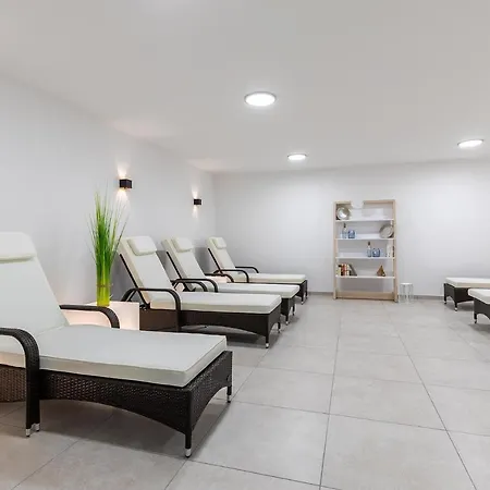 Ostseeallee Ostseeallee 2-18 4* Boltenhagen (Ostseebad)